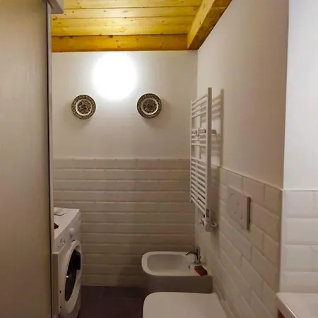 Azalea Riviera D'orta Daire